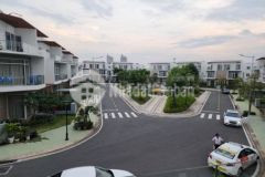 Cần bán gấp căn nhà 8x20 khu dragon village