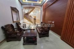 Căn nhà mặt tiền tai miếu hai xa vị trí kinh doanh