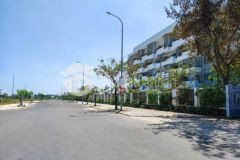 Bán lô ngay sát đh fpt