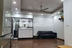 Căn hộ vp3 linh đàm view hồ hướng đông sổ đỏ