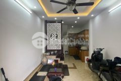 Bán nhà ngõ 565 bát khối, long biên, gần chợ 2.62 tỷ.