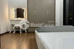 Bán gấp nhà ngọc thụy long biên 40mx5t lô góc full nội thất ô tô qua nhà giá 3.55 tỷ.