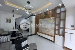 Cắt lỗ, bán nhà bồ đề, nguyễn văn cừ, 45m2, phân lô, ô tô, gần hồ, full nội thất