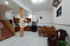 Ngộp ngân hàng bán nhà mới đường thoại ngọc hầu