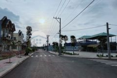 Đất nền sát trục xe buýt lên nhà máy lego