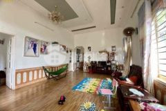 Nhà mặt tiền kinh doanh đường y moan 19 7 x 20m