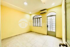 Bán nhà hxh bạch đằng gần chợ bà chiểu bình thạnh 102m2 giá rẻ