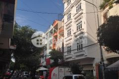 Cần bán khách sạn 5 tầng, mặt tiền đường hoa, phan xích long