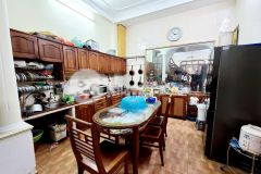 Bán nhà đội cấn, ba đình, dt 35m x5t, mt 3,5 m.giá 4,5 tỷ.