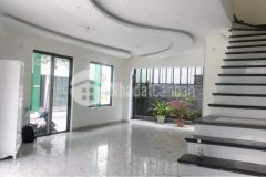 Bán nhà cạnh trường tiểu học long biên phố trạm bát khối ô tô vào nhà 46m2 giá 4.9 tỷ