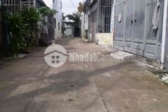 Nhà kiệt ô tô 4m bình kỳ diện tích khủng
