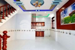 Nhà đẹp gần ngã tư bình thung