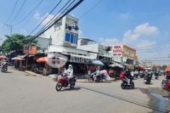 Kẹt ngân hàng bán cực rẻ dt 4x16m ngay chợ