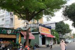 Góc 2mt đường quang trung đối diện trường học