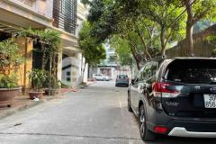 Phân lô hoàng quốc việt sổ đỏ 40m2 5 tầng ô tô