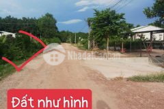 Tôi chính chủ cần bán lô đất của nhà, 400tr tôi cần tiền gấp