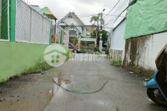 Cần bán gấp nhà đường 898, 80m2, ngang 8m, hxh, chỉ 6.8 tỷ