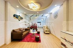 Vào ở ngay bán nhà 5 tầng hxh thông cmt8, q3, 53m2 4x13.2m, 10 tỷ