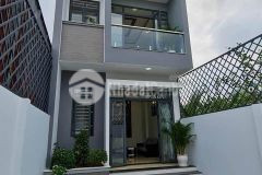 Mình chính chủ do kẹt tiền cần bán gắp căn nhà mình mới xây 1 trệt 1 lầu kiên cố ở tdm.