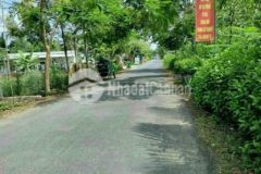 Nền cách ubnd xã tân phú thạnh 200m giá 549tr