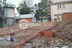 Kẹt tiền trả nợ ngân hàng cần bán đất sỗ đỏ gấp