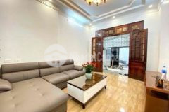 Vỡ gấp bán nhân hoà 45m2ngõ thôngkdgần phốrẻ