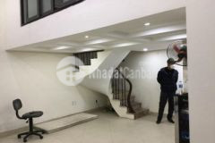 Bán nhà đội cấn 33m2 mặt tiền 5 2m giá 2 6tỷ