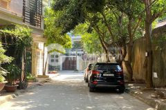 Bán nhà phân lô hoàng quốc việt 2 làn oto dừng đỗ, gara oto, sát phố. 42m2x5t giá 8.7 tỷ