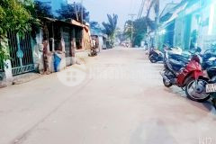 Bán nhà hxt 10m sát tân phú cách mt 1 căn chiến lược bình tân 3 tầng 75m2 chỉ 2..tỷ.