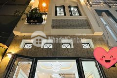 Nhà thích quảng đức 4 tầng btct, 40m2, 4pnsân thượng, chỉ 5.x tỷ. lh 0386372900