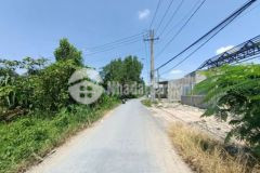 Đất vườn mặt tiền kênh cây xanh gần ub bình mỹ