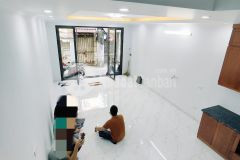 Bán nhà mới mặt ngõ vĩnh phúc, ba đình, dt 43m2, giá 5,85 tỷ