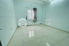 Tân phú ngay aeomail tân phú dt 3,5x14. hẻm 1 4m