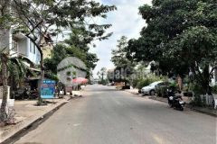 Bán rẻ lô đất 5x22 108m 2 mt đường trường lưu q9