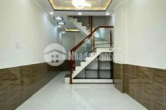 Bán nhà mới xây 1lầu 2p ngủ gần chợ bình chánh