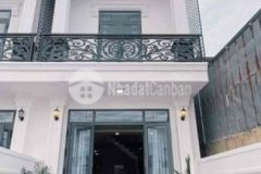 Bán lổ hạ giá nhà mê mới mt kinh doanh p eatam