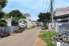 Nhà mt đường kinh doanh giá chỉ bằng lô đất nền