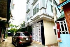 Nhà 4 tầng sát đại học sư phạm thể dục thể thao