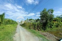 Đất vườn mặt tiền rạch nhà vuông dt500m2 17 x 28