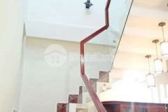 Bán rẻ nhà 2 tầng đg nước mặn 2 kđt nam việt á