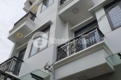 Bán gâp nhà âu cơ,108m2,8pn,8wc giá chỉ 11,7 tỷ