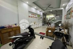 Hẻm xe hơi, huỳnh văn bánh, 4 x 15m, 2 lầu, 9.4 tỷ, phú nhuận