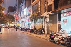 Cho thuê nhà mặt phố nguyễn huy tưởng, 60m, 4 tầng, mt 8m, kinh doanh mọi mô hình