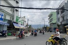 Quận12bán nhà mặt tiền đường 16m,vị trí đẹp,giá tốt, thạnh lộc 19,100m2 3tầng 7.4tỷ.