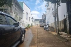 Bán nhà bmt phạm ngũ lão đường a13, nội thất mới 90, 185m2 x 2ty950, 0943466063