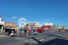 Cần bán đất trung tâm thành chính chơn thành