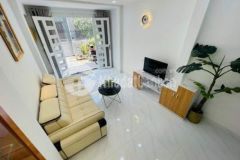 Nhà sát gò vấp giá rẻ