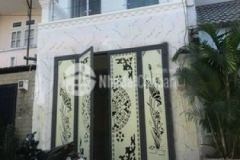 Cần tiền bán gấp nhà shr trung mỹ tây q12