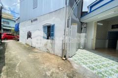 Nhà trệt rộng rãi giá mềm