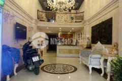 Hàng lọng bán khách sạn 11 tầng thang máy doanh thu 200triệu tháng hai bà trưng